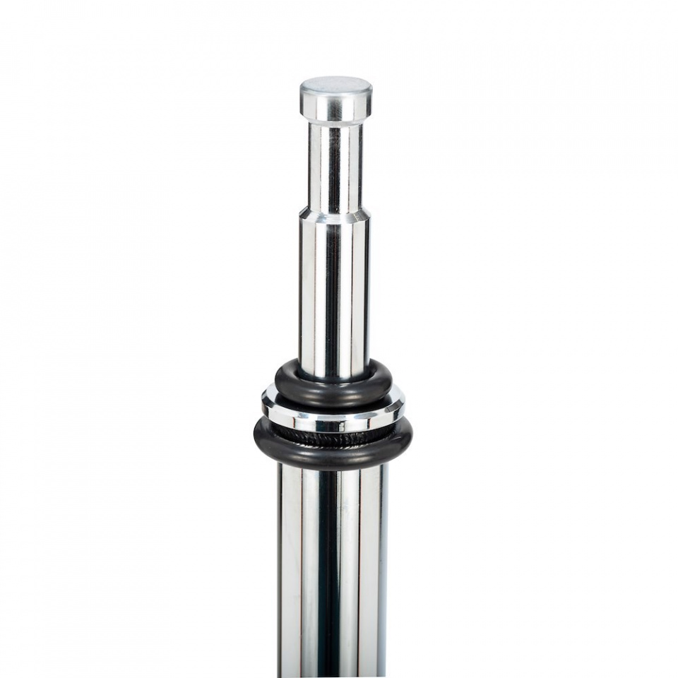 Avenger C Stand 18 With Sliding Leg Steel