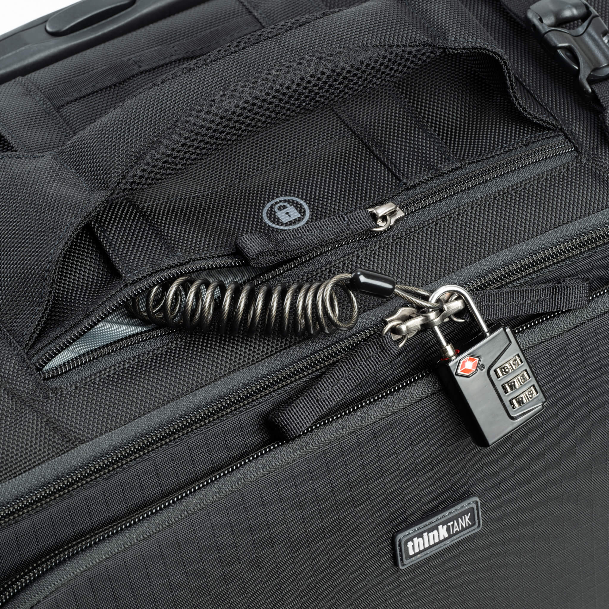 Think Tank Airport Navigator V2 0 Rolling Bag