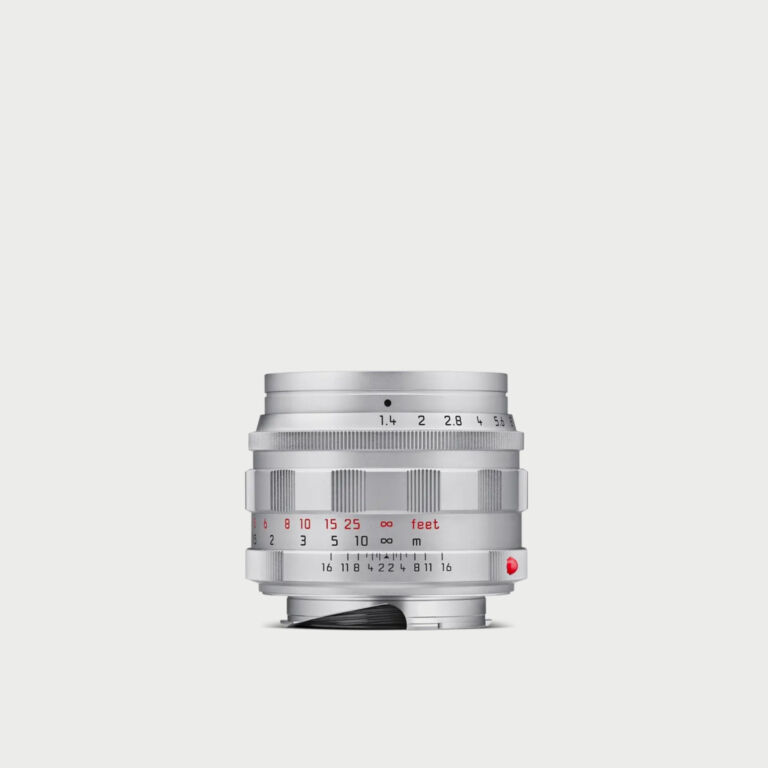 Leica Summilux M 50mm F 1 4 Silver Lens Leica Summilux M 50mm F 1 4 Silver Lens
