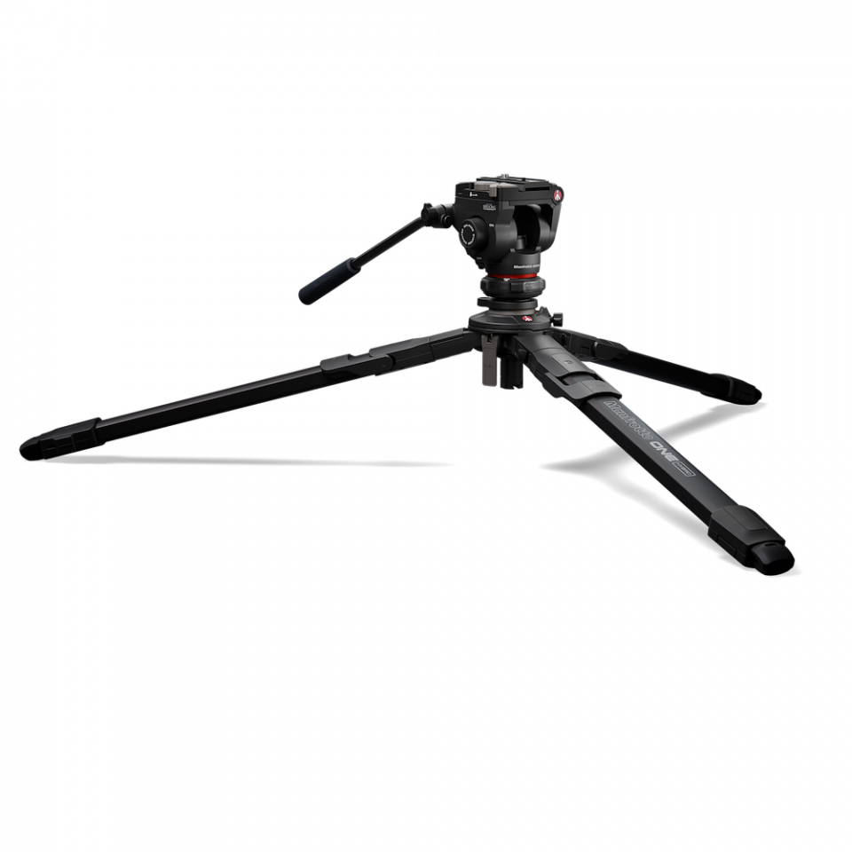 Manfrotto One Alu Tripod With 500x Fluid Head