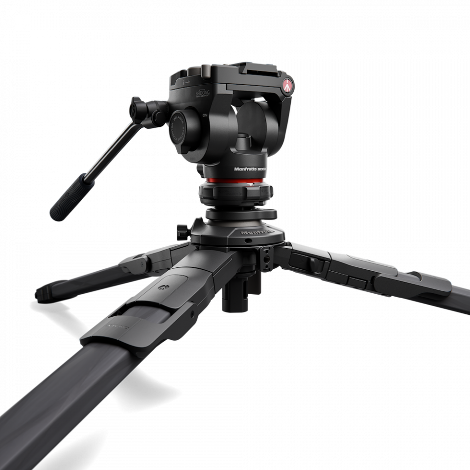 Manfrotto One Carbon Tripod With 500x Fluid Head