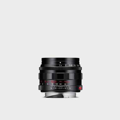 Leica Summilux M 50mm F 1 4 Glossy Black Paint Finish Lens Leica Summilux M 50mm F 1 4 Glossy Black Paint Finish Lens