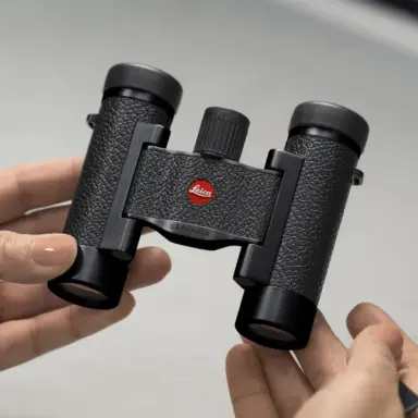 Compact Binoculars Compact Binoculars